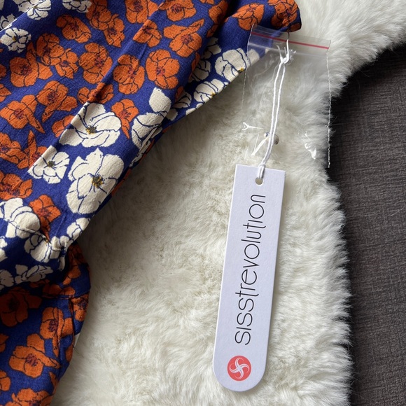 NWT Sisstrevolution Mimi Woven Romper size Sm - Picture 5 of 16